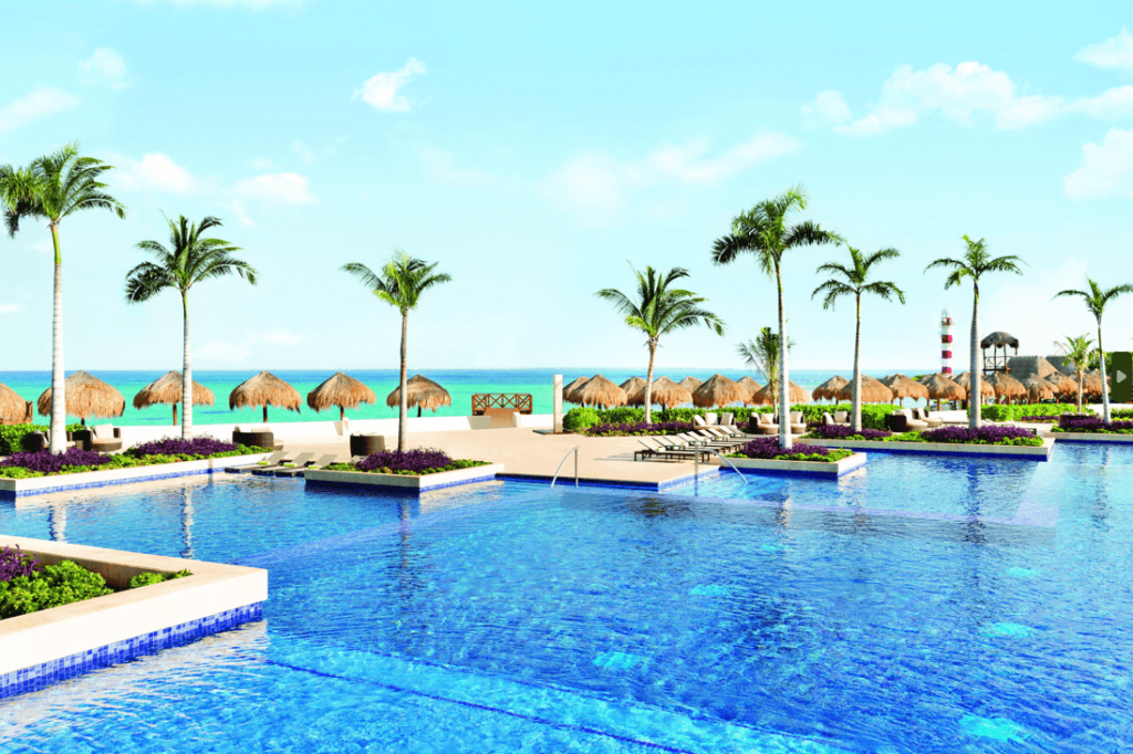 Pool des Taucherhotels Hyatt Ziva in Cancun Mexiko