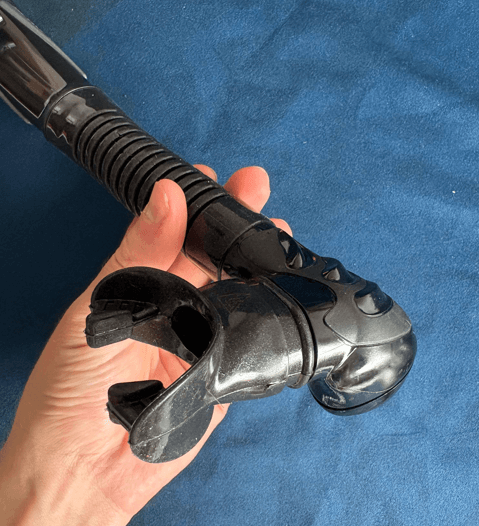 Ergonomisch geformtes Silikonmundstück des Schnorchels