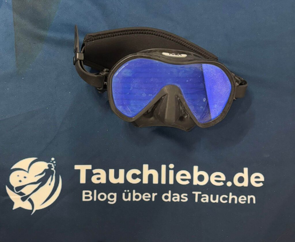TUSA Zensee Pro Nahaufnahme auf Tauchliebe.de Handtuch