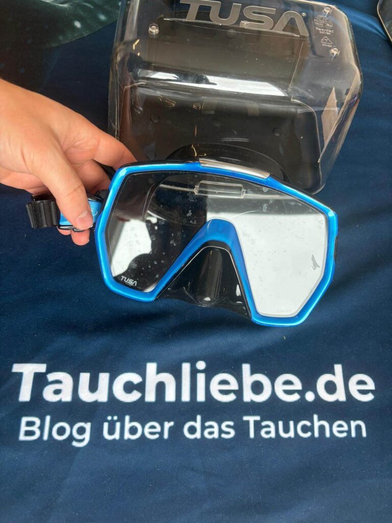 TUSA Freedom HD Nahuaufnahme vor Plastikverpackung
