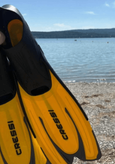 Gelbe Cressi Schnorchelflossen