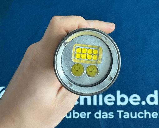 Spot und Flood LEDs der Tauchlampe