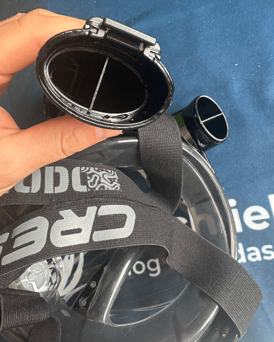 Schnorchelrohrdurchmesser und Bebeänderung an der Rückseite der Schnorchelmaske